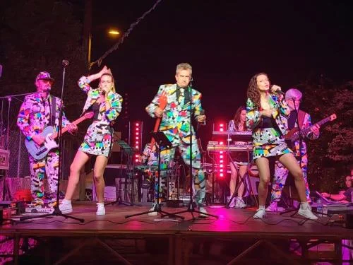 Concierto Joven con el grupo 'La Canción del Verano'.
