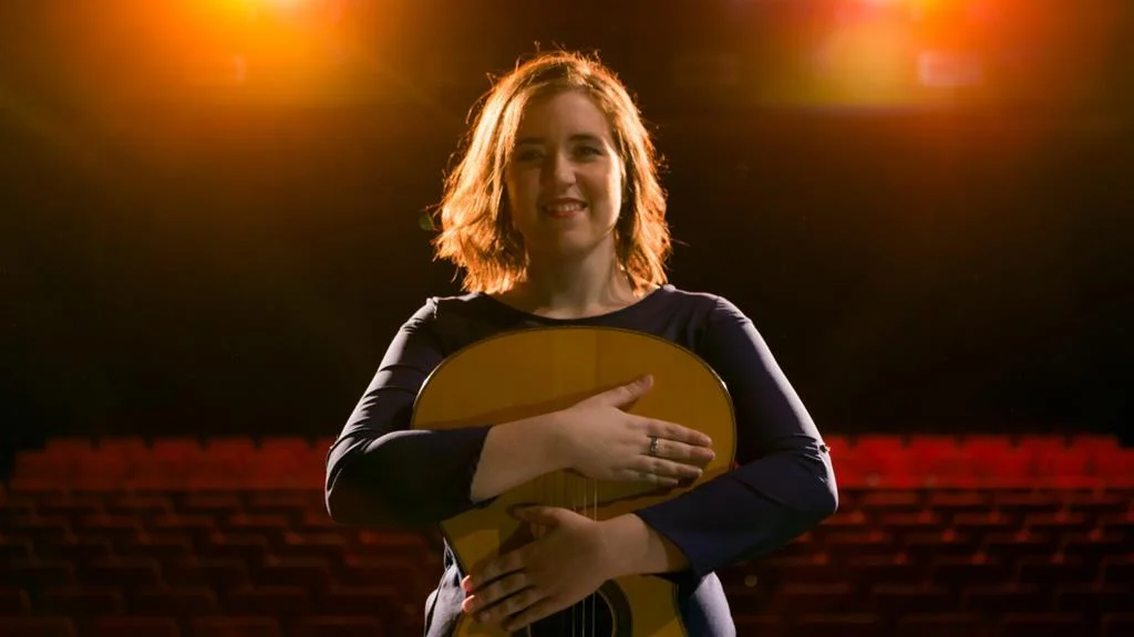 Eva Pons en acústico en Ca n’Oliver: La esencia de la canción menorquina