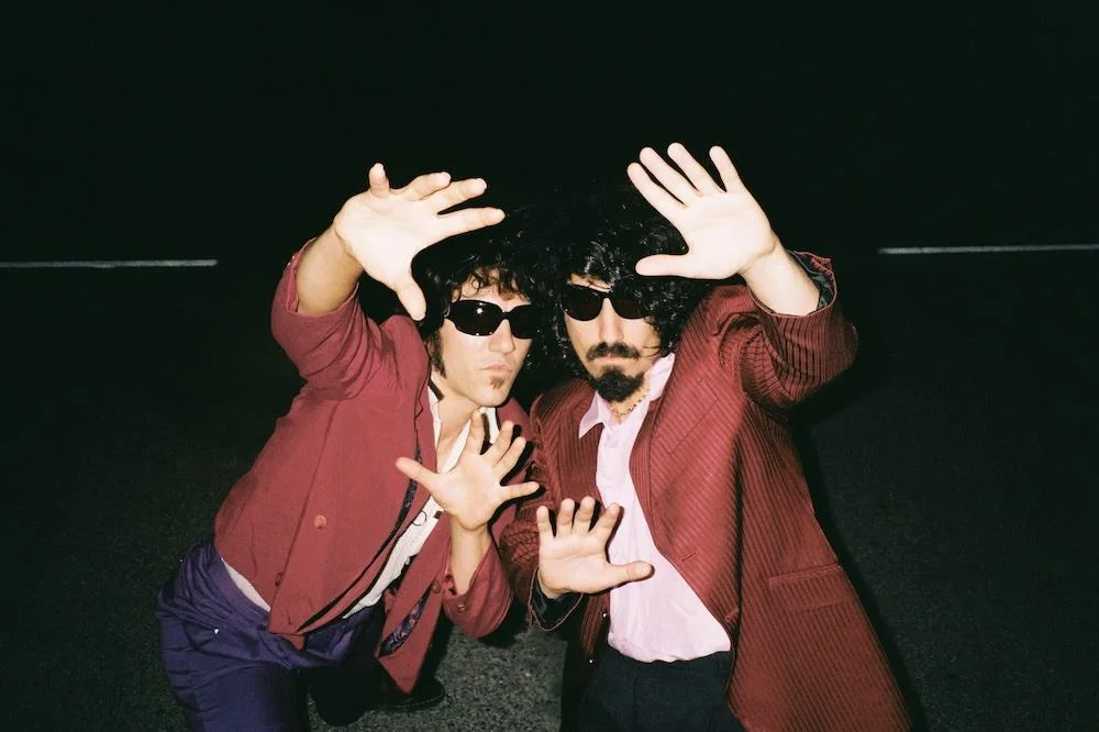 Juventude: pop surrealista y folclore andaluz