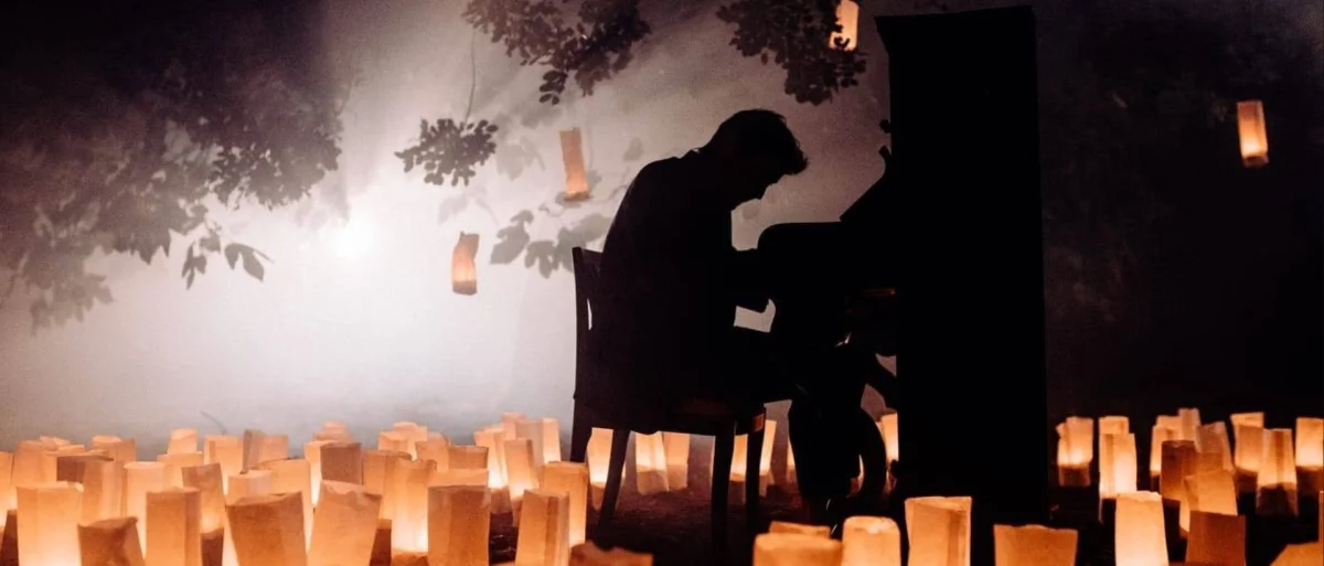 "1 Piano & 200 velas": Una experiencia sensorial mágica con David Gómez