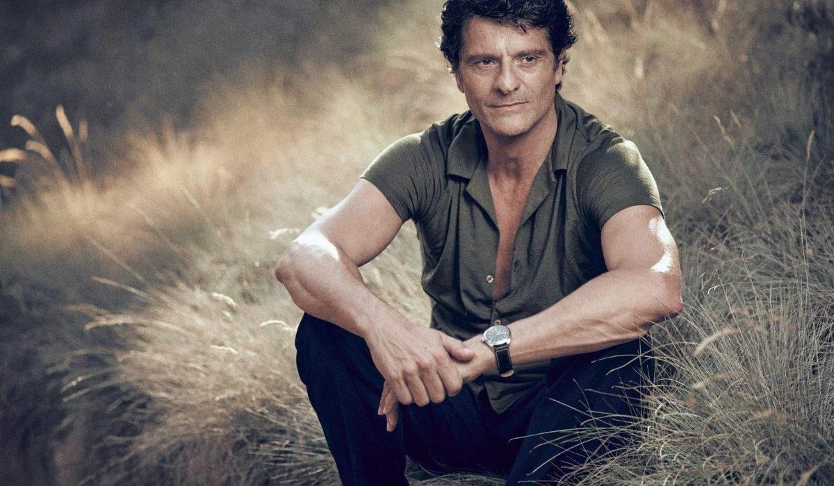 VÀNIA: El reto escénico de Joel Joan interpretando ocho personajes