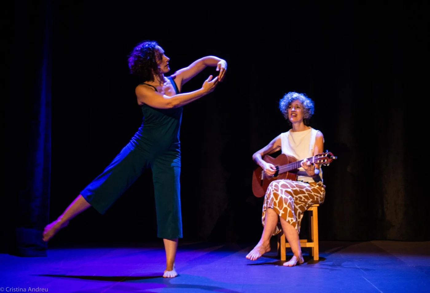 CONTE TEATRALITZAT. La girafa i la balena