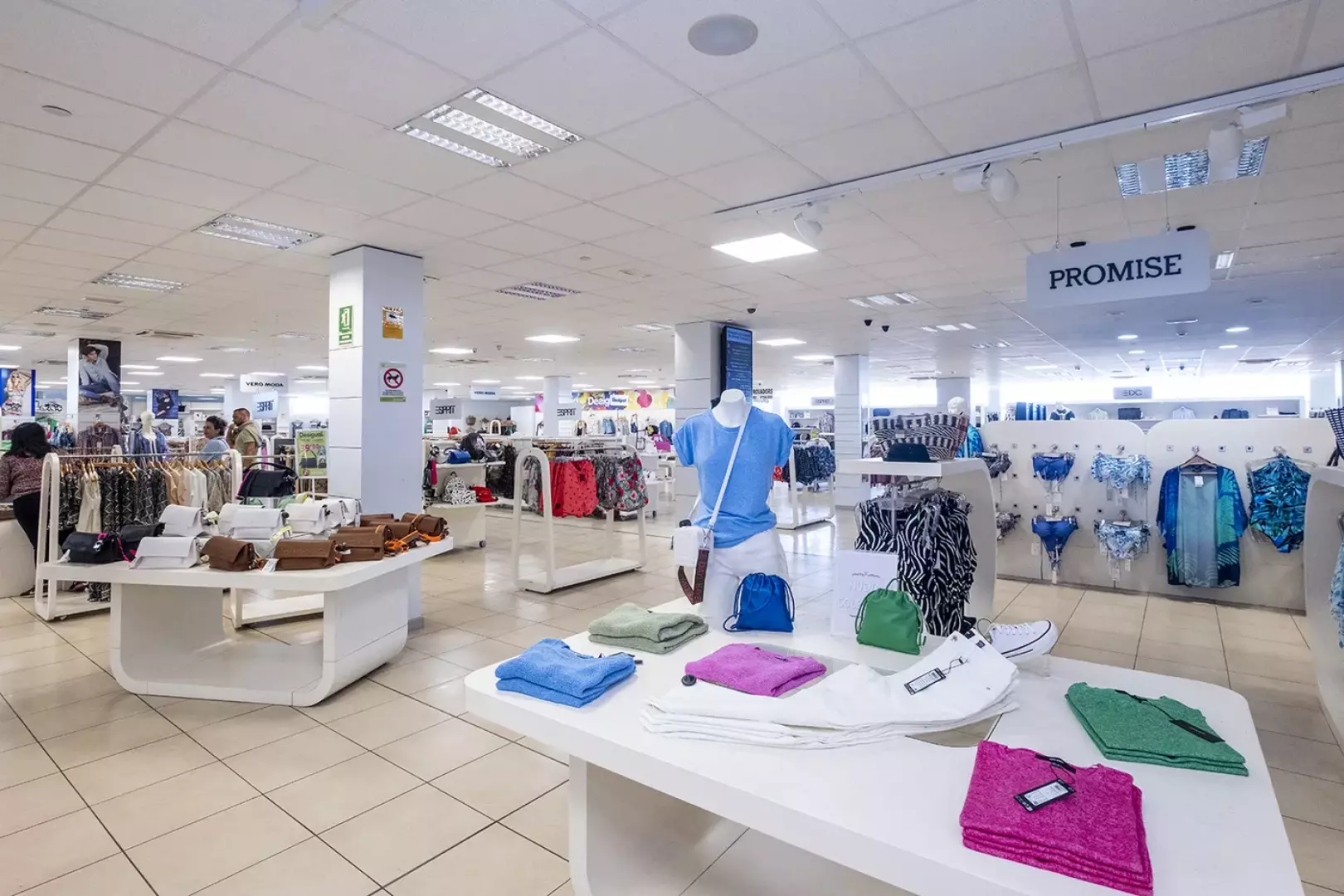 Binipreu - centro comercial - image - 3