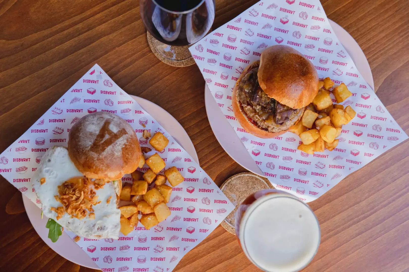 Disbarat Burgers, Tapas & Pizzas - image - 0