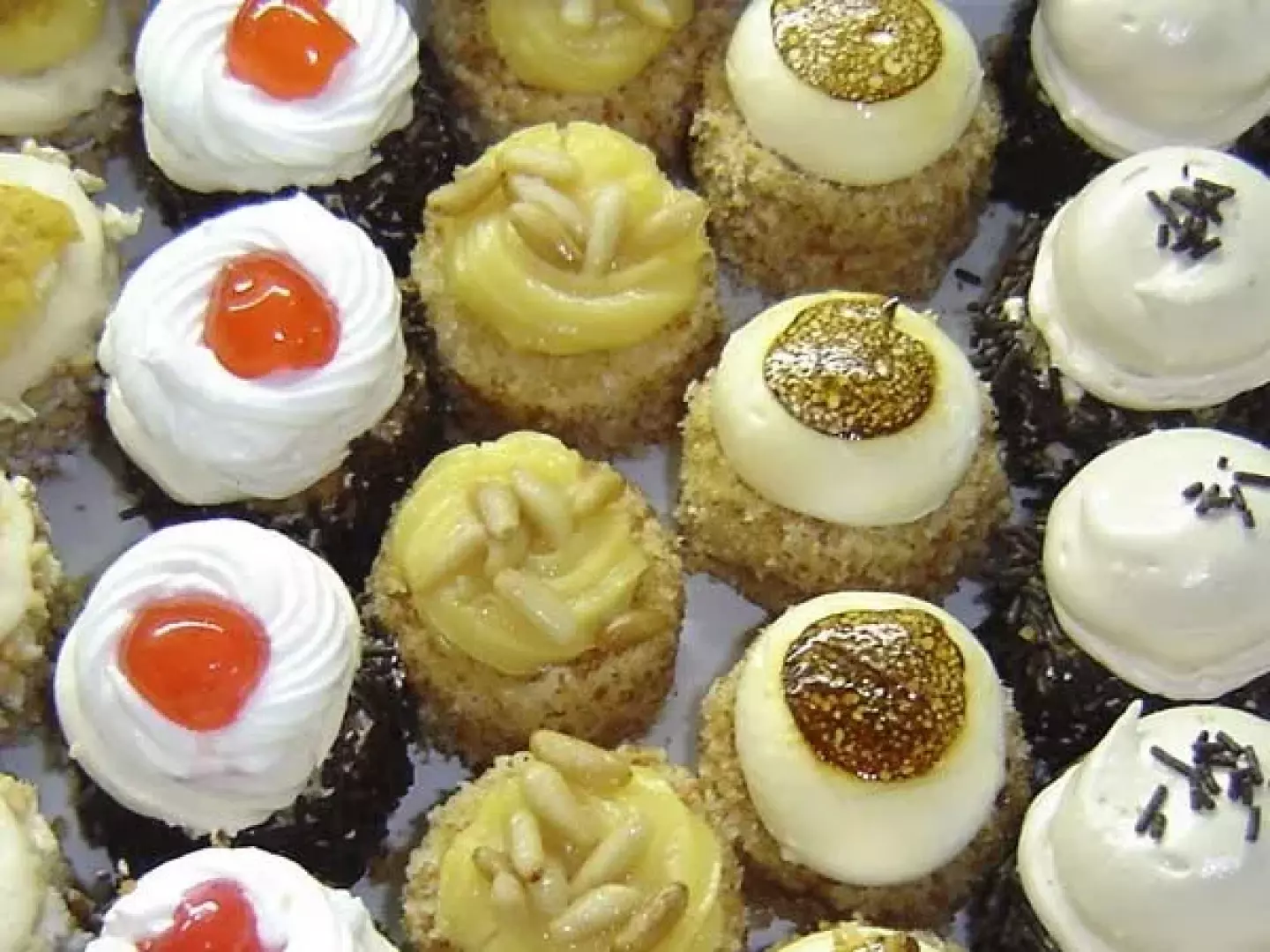 GLUTEN-FREE Artisan Pastry - image - 1