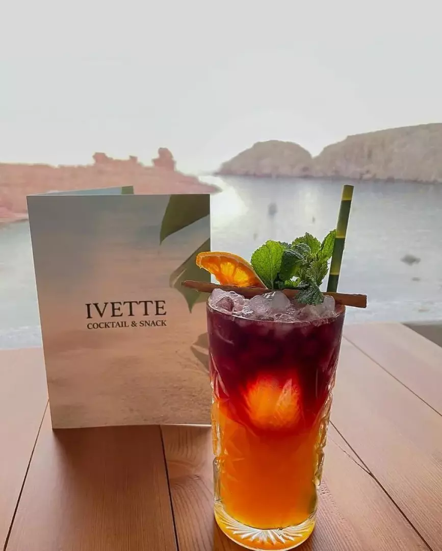 Ivette Beach Club - image - 0