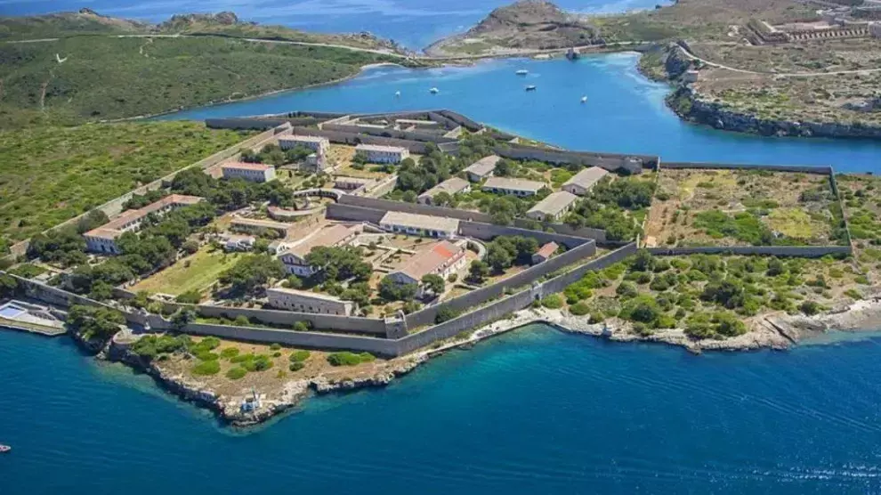 Isla Llatzeret